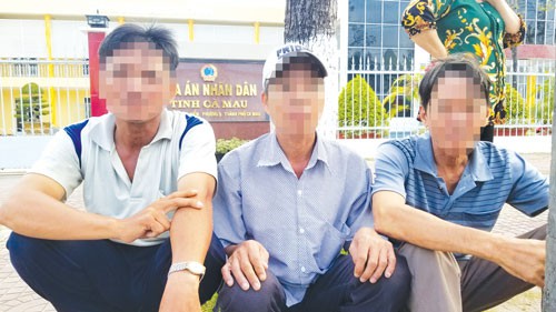 Bi h&agrave;i chuyện tr&uacute;ng số (*): T&aacute;n gia bại sản - Ảnh 1.
