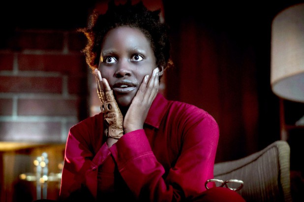 Bị chỉ trích dữ dội, “viên ngọc đen” Lupita Nyong'o xin lỗi