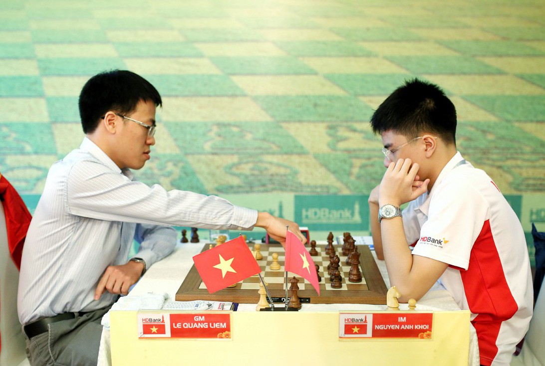 Thua sốc Anh Khôi, Lê Quang Liêm suýt rơi Top siêu đại kiện tướng - Ảnh 1.