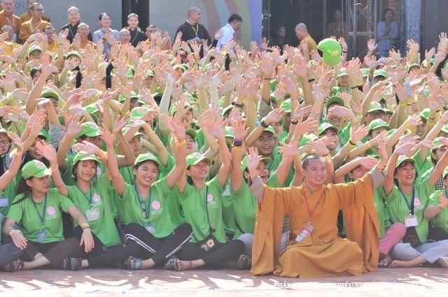 Hơn 1.500 bạn trẻ về Cần Thơ tham gia Hội trại “Tuổi trẻ và Phật giáo”