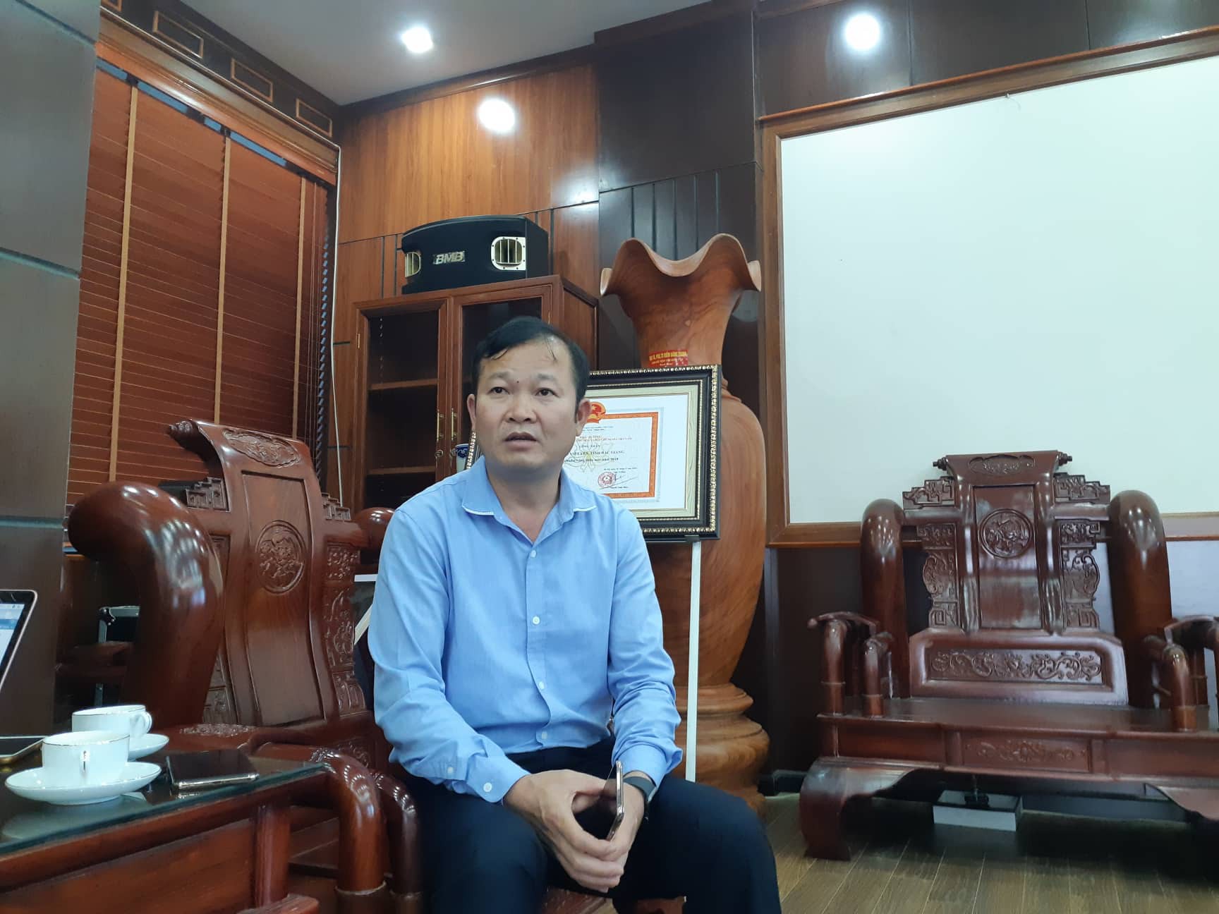 Thầy giáo bị tố dâm ô với hàng chục nữ sinh làm đơn xin ra khỏi ngành giáo dục