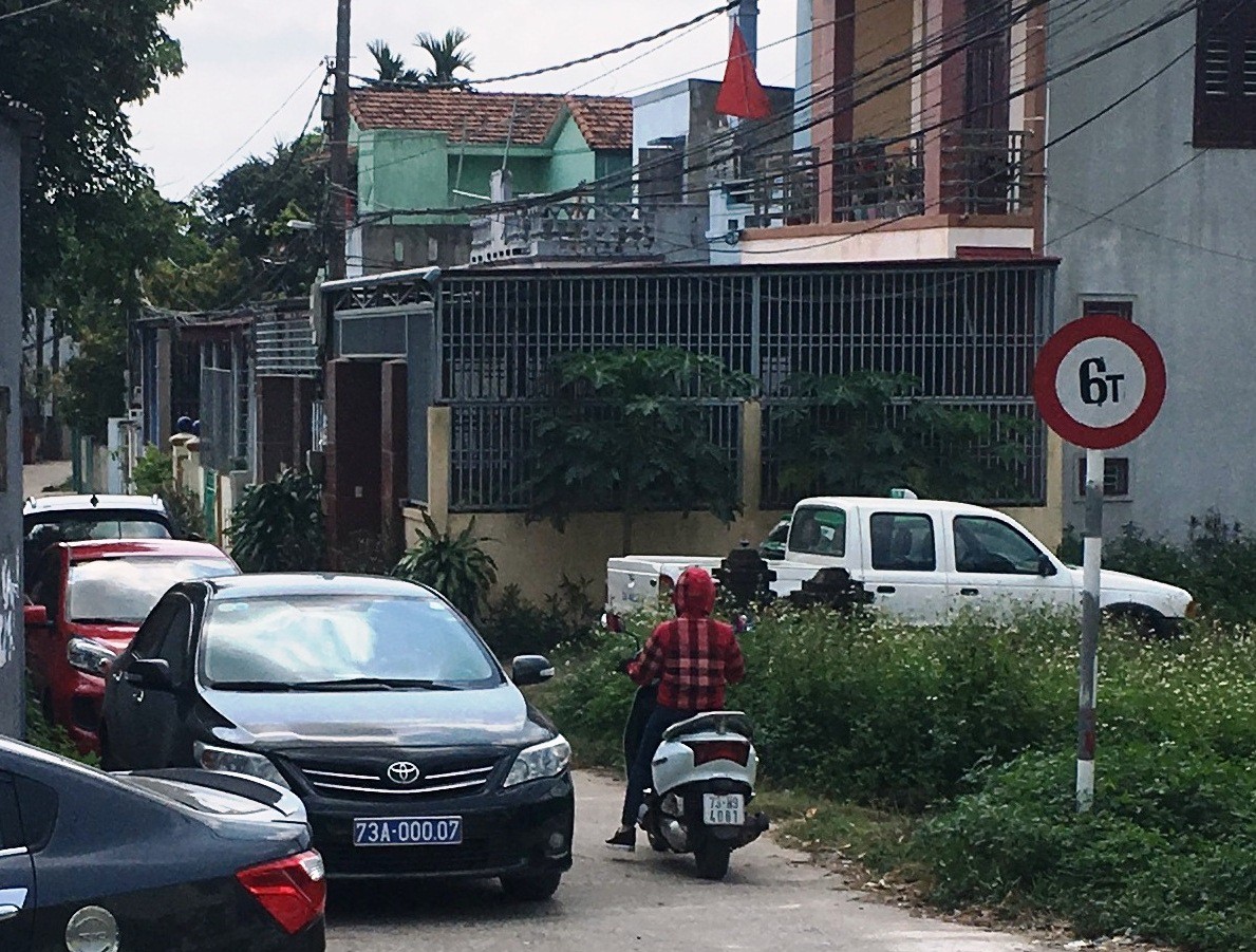 Chủ nh&acirc;n xe biển xanh đi tiệc cưới con chủ nhiệm UBKT Quảng B&igrave;nh n&oacute;i g&igrave;? - Ảnh 3.