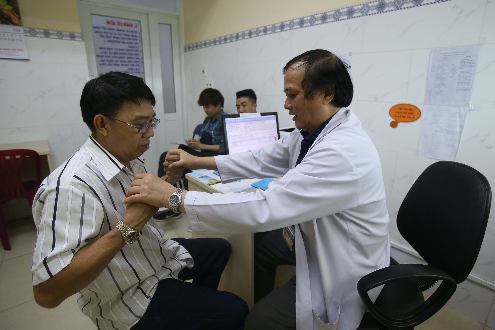 Tăng quyền lợi cho người tham gia BHXH, BHYT