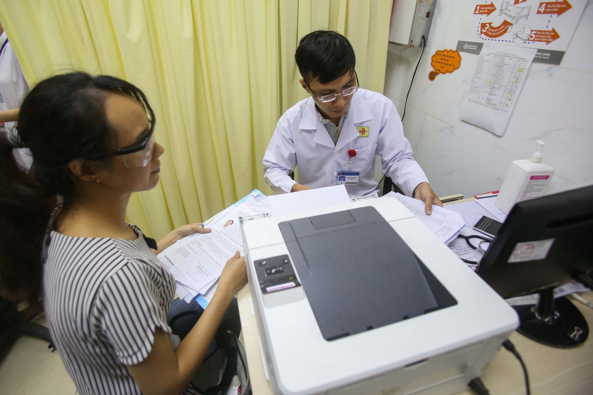 Tăng quyền lợi cho người tham gia BHXH, BHYT - Ảnh 2.