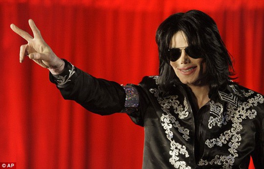 BBC bác tin cấm nhạc của Michael Jackson vì tố cáo ấu dâm