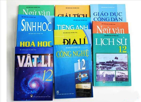 NXB Giáo dục tính tăng "sốc" giá SGK, Bộ GD-ĐT gửi công văn khẩn