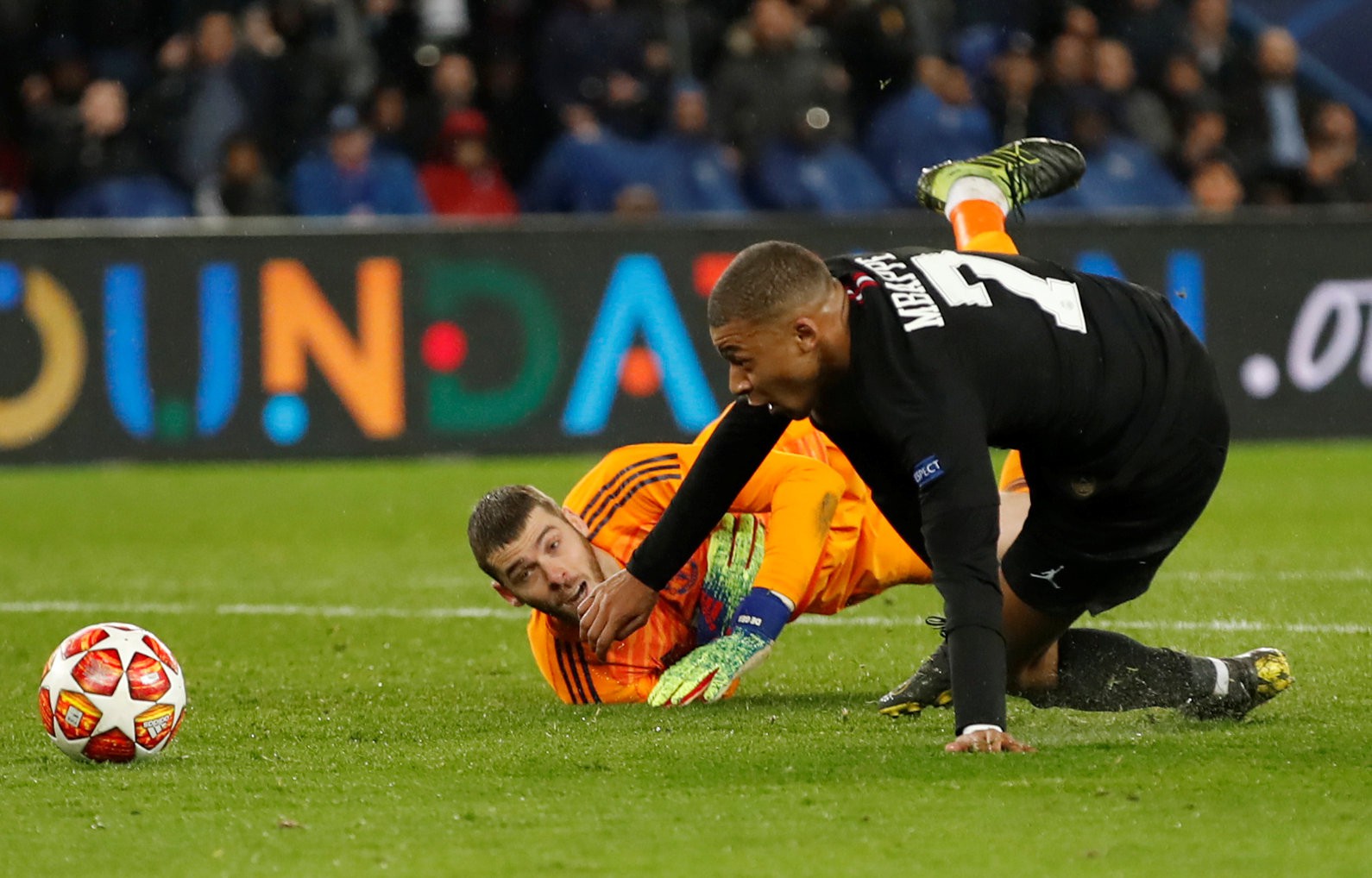 Ngược dòng kỳ vĩ, Man United quật ngã PSG ở Paris - Ảnh 8.
