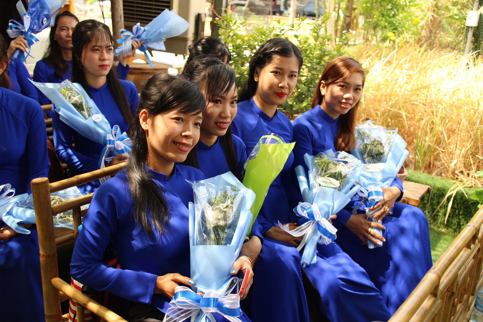 Trao gửi yêu thương
