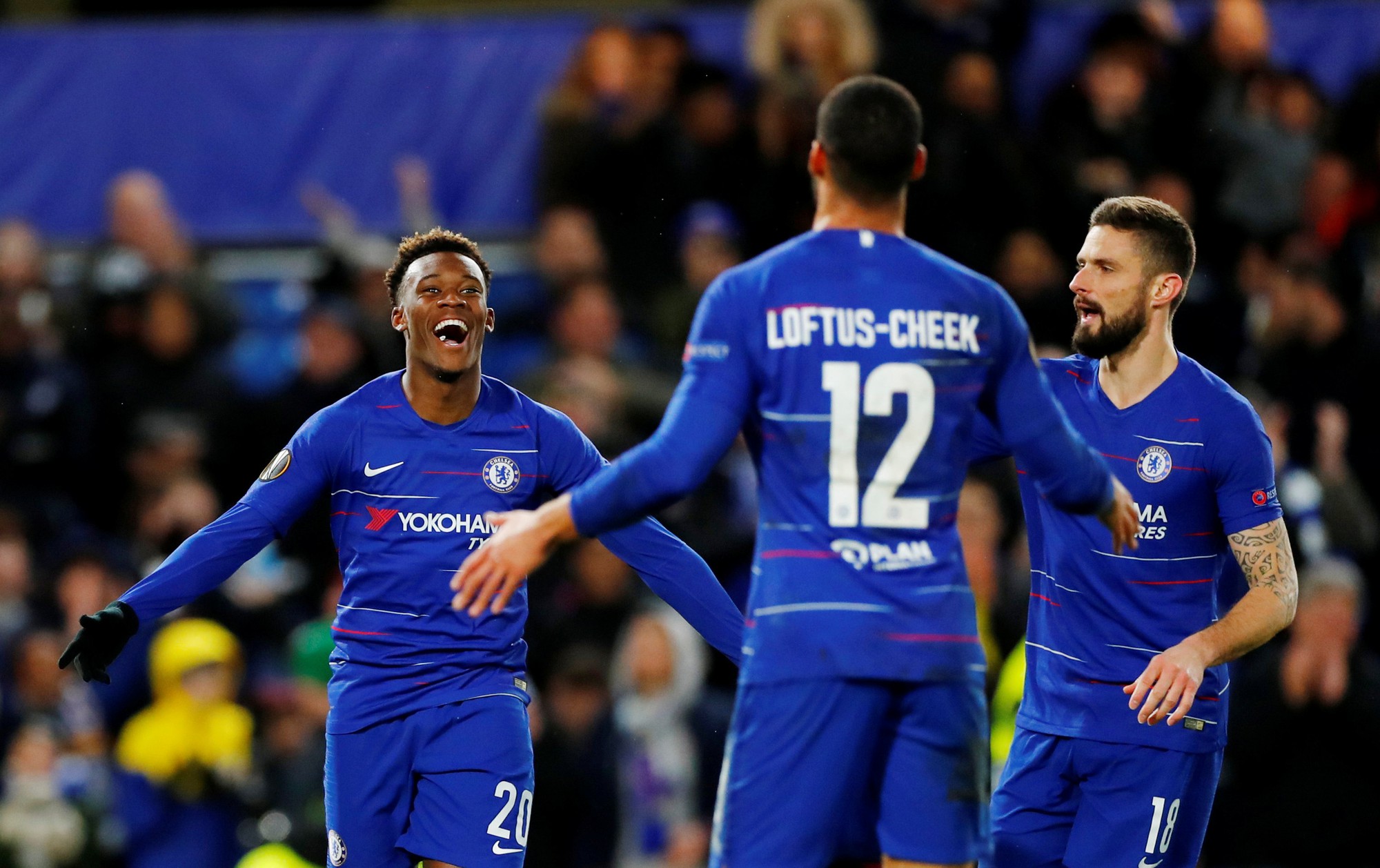 Phản đồ Chelsea lên tuyển Anh ở tuổi 18 - Ảnh 2.