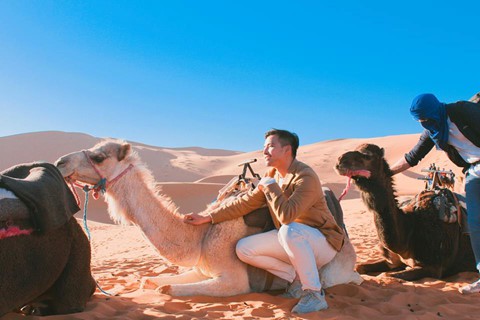 Đánh bại cô đơn khi đi du lịch một mình - Ảnh 1.