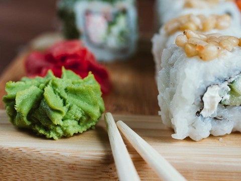 C&oacute; thể bạn chưa thưởng thức sushi đ&uacute;ng điệu - Ảnh 3.