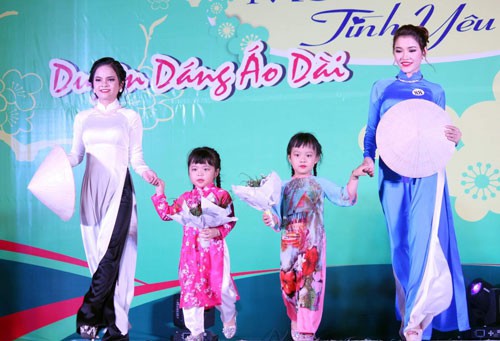 Tổ chức Festival "Duyên dáng áo dài Việt 2019"