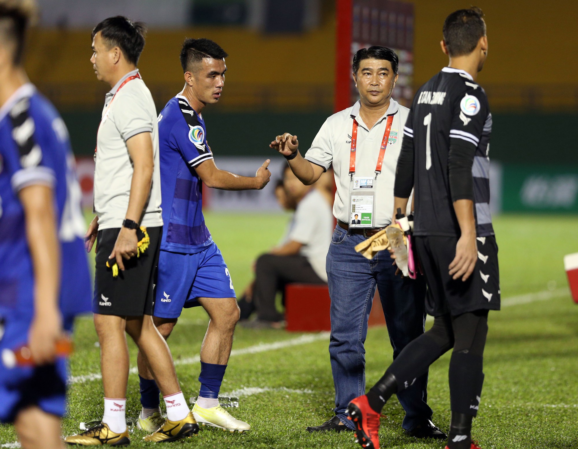B.Bình Dương đá AFC Cup trong sự hoài nghi