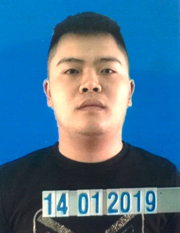 Cường Hổ l&ecirc;n Facebook rao b&aacute;n m&oacute;ng vuốt, răng nanh b&aacute;o hoa mai - Ảnh 1.
