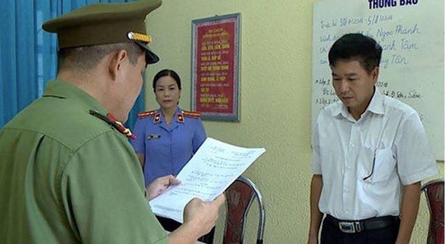 Cựu thiếu tá công an hỗ trợ sửa chữa nâng điểm thi THPT ở Sơn La bị khởi tố