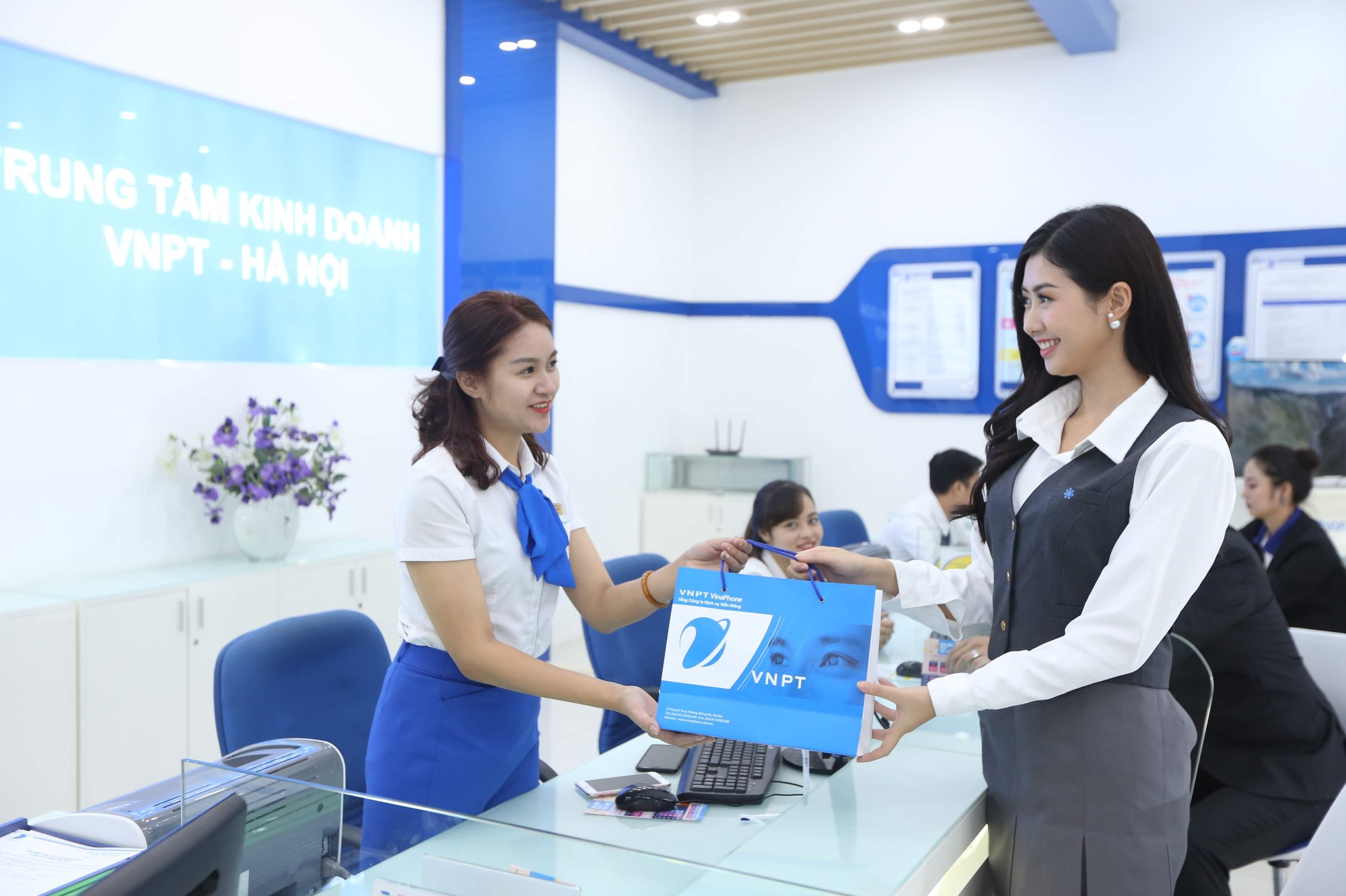 Chuyển mạng giữ số: Thua do chi&ecirc;u, thắng nhờ chất? - Ảnh 2.