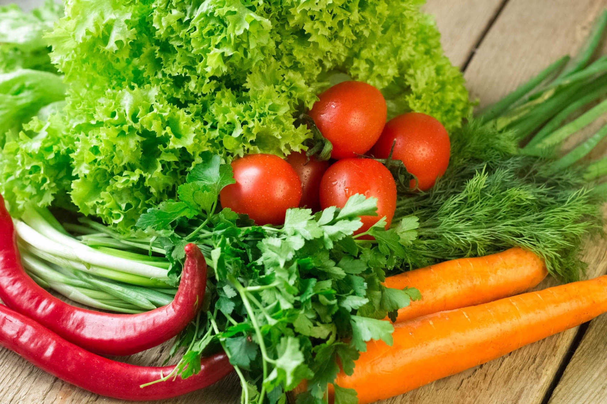 Những thực phẩm gi&uacute;p chống nắng tự nhi&ecirc;n, ngăn ngừa l&atilde;o h&oacute;a - Ảnh 5.