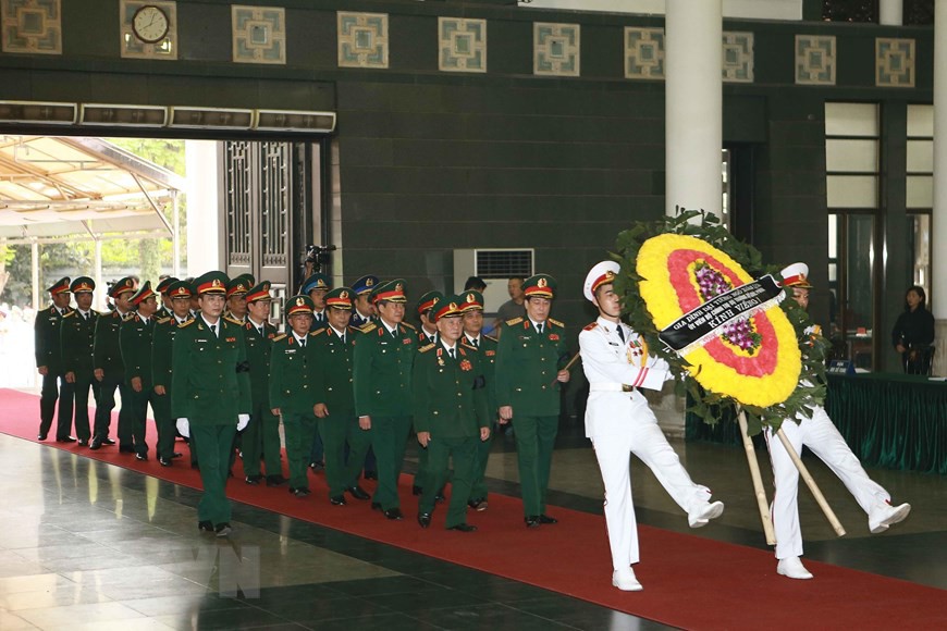Những h&igrave;nh ảnh l&atilde;nh đạo Đảng, nh&agrave; nước viếng Trung tướng Đồng Sỹ Nguy&ecirc;n - Ảnh 11.