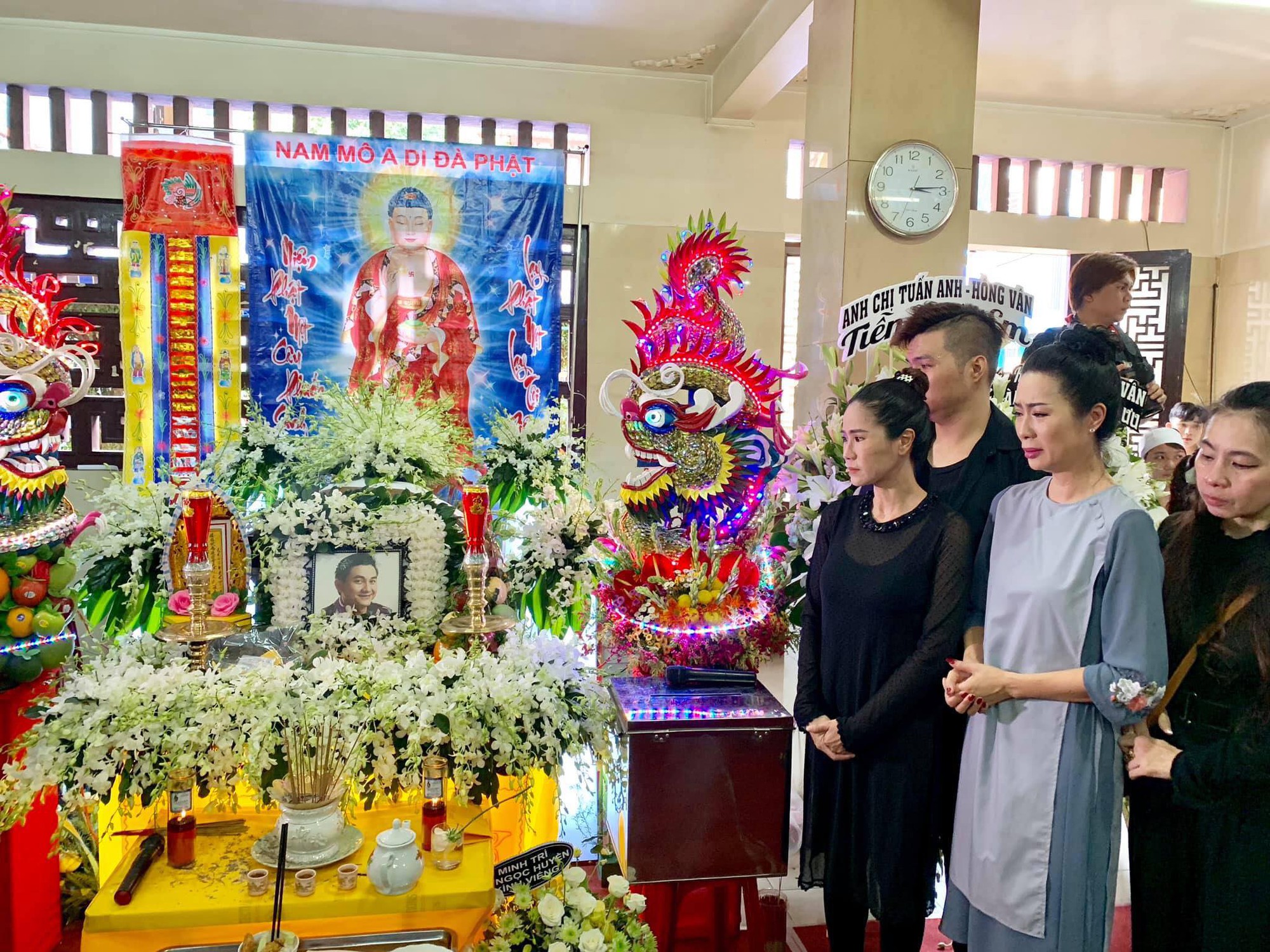 Nghệ sĩ Anh Vũ về quê nhà trong tình thương quá lớn của công chúng