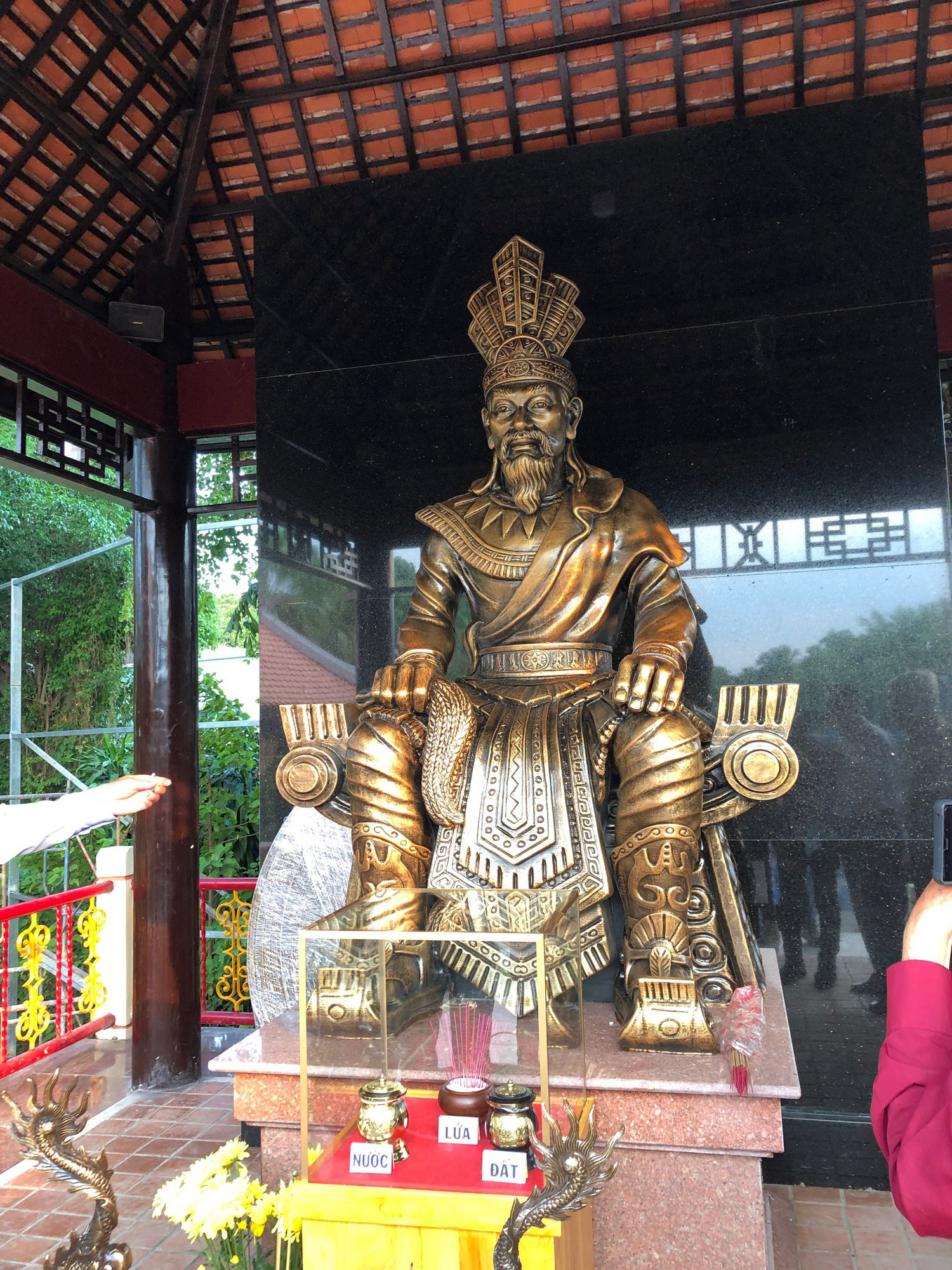 Ra mắt Quảng trường Hùng Vương tại Đầm Sen