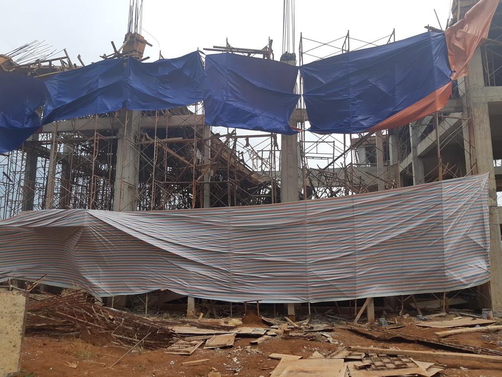 Sập công trình Trung tâm Dịch vụ việc làm tỉnh Đắk Lắk - Ảnh 1.
