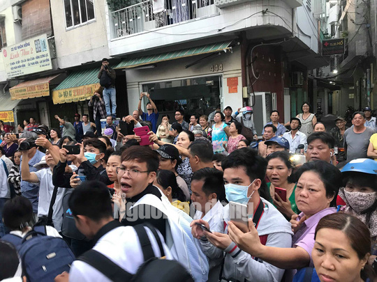 Tiễn đưa nghệ sĩ Anh Vũ về nơi an nghỉ cuối cùng - Ảnh 5.