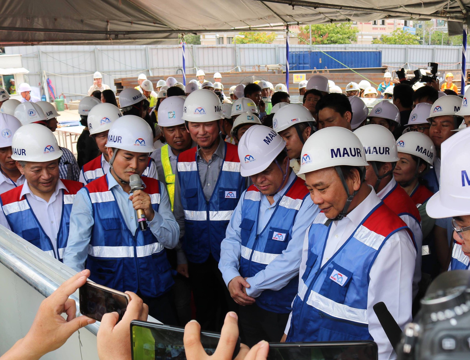 Thủ tướng Nguyễn Xu&acirc;n Ph&uacute;c chỉ đạo đảm bảo nguồn lực cho tuyến metro số 1 - Ảnh 3.