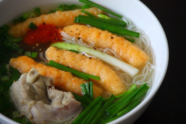 Những món bún miền Tây có tên kỳ lạ nhưng cực ngon - Ảnh 8.