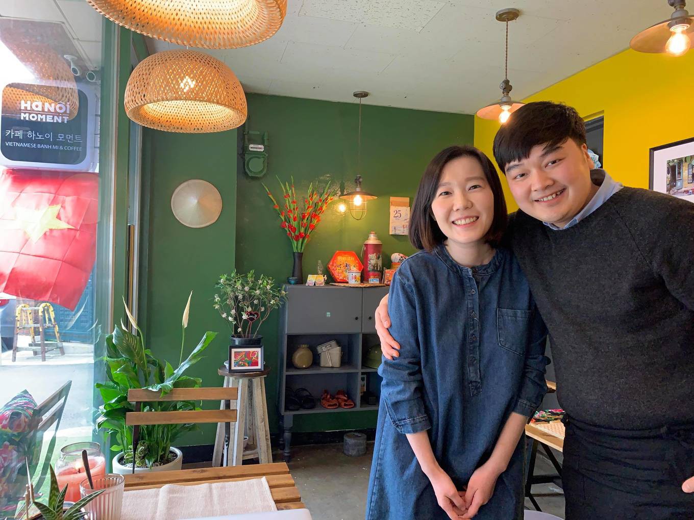 Qu&aacute;n c&agrave; ph&ecirc;, b&aacute;nh m&igrave; H&agrave; Nội giữa l&ograve;ng Seoul - Ảnh 2.