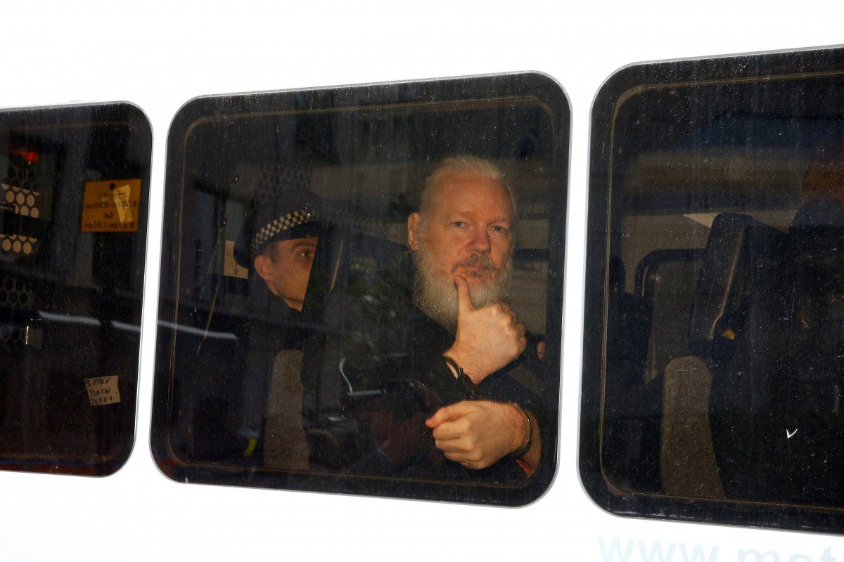 Tổng thống Ecuador: Nh&agrave; s&aacute;ng lập WikiLeaks muốn biến đại sứ qu&aacute;n th&agrave;nh trung t&acirc;m gi&aacute;n điệp - Ảnh 2.