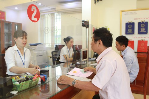 Lúng túng sáp nhập huyện, xã