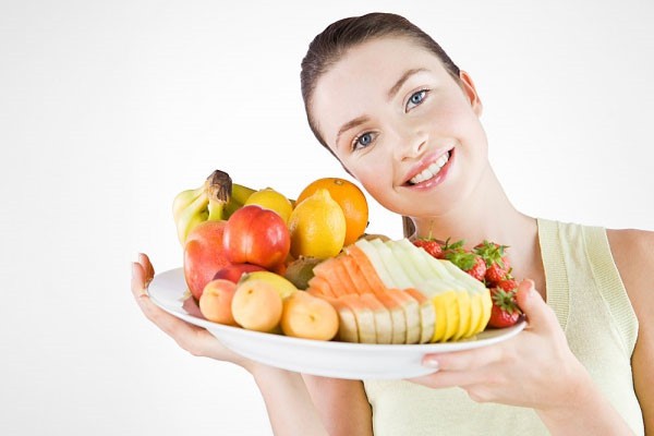 Mẹo đơn giản m&agrave; hiệu quả gi&uacute;p da kh&ocirc;ng bị bắt nắng ng&agrave;y h&egrave; - Ảnh 2.