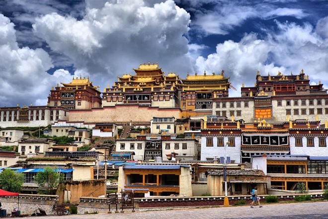 Kh&aacute;m ph&aacute; những v&ugrave;ng đất b&iacute; ẩn buộc phải đi theo tour - Ảnh 6.