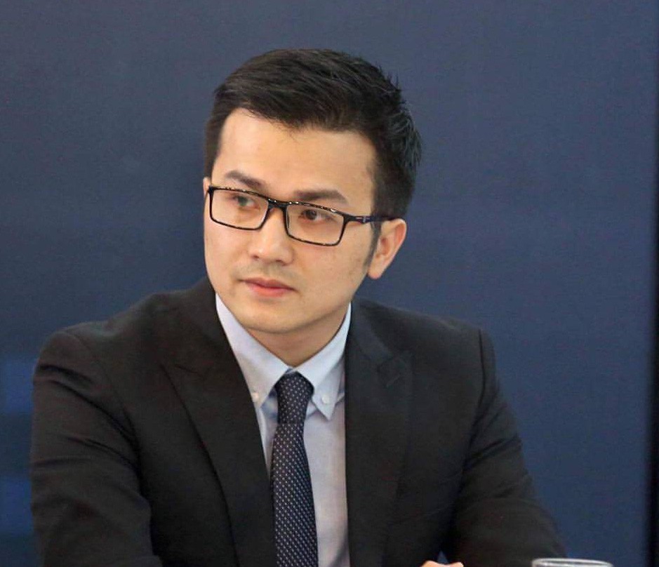 Giáo sư trẻ tuổi của ĐH Johns Hopkins là người Việt Nam