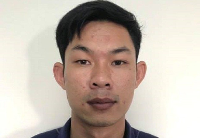 Nam thanh niên dùng dao đâm vào cổ nhân viên, cướp xe bán lấy tiền trả nợ