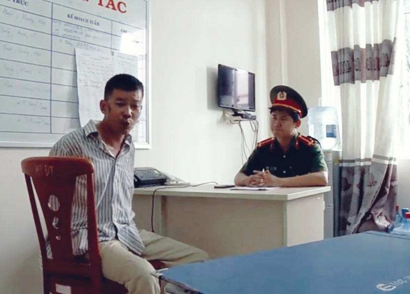 Tài xế ép xe khiến CSGT tử vong từng ném "bom khói" vào ngân hàng tại TP HCM?