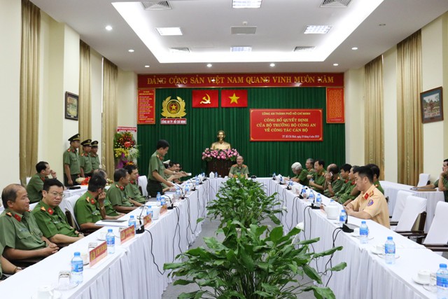 Đại t&aacute; Nguyễn Sỹ Quang l&agrave;m Ph&oacute; Gi&aacute;m đốc C&ocirc;ng an TP HCM - Ảnh 1.