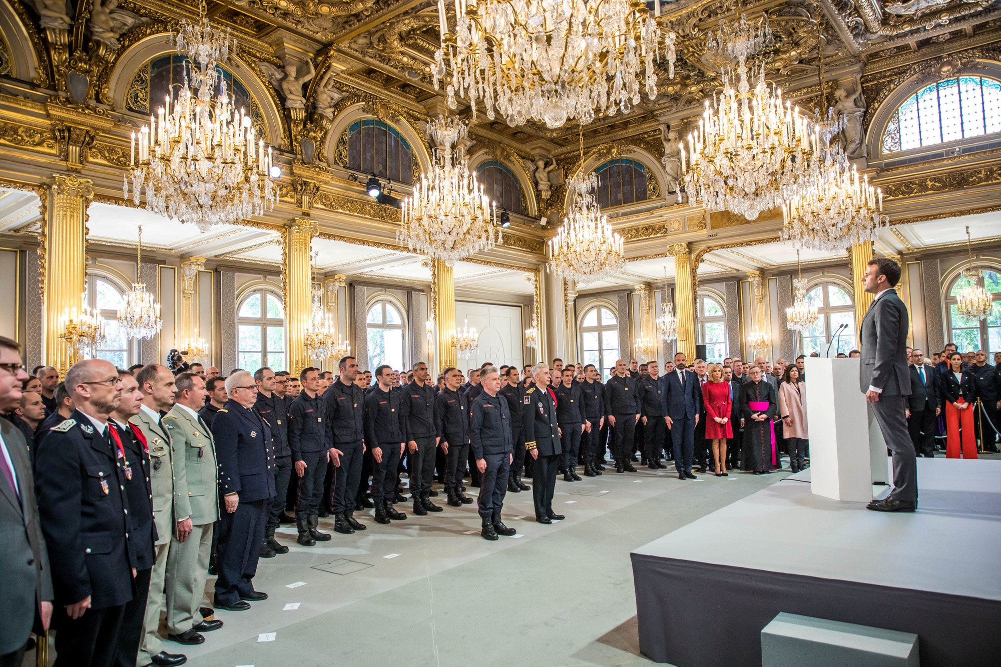 Cháy Nhà thờ Đức Bà Paris: Cơ hội cho thuyết âm mưu
