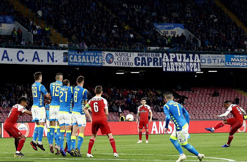 Rượt đuổi 7 b&agrave;n, Chelsea su&yacute;t trả gi&aacute; đắt tại Europa League - Ảnh 7.