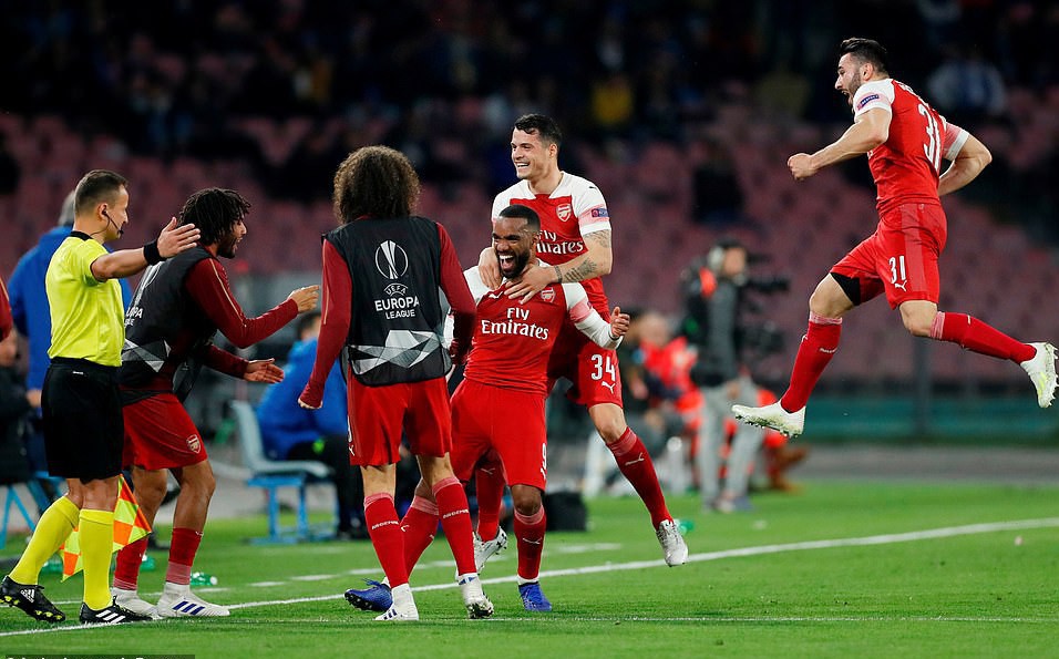 Rượt đuổi 7 b&agrave;n, Chelsea su&yacute;t trả gi&aacute; đắt tại Europa League - Ảnh 8.