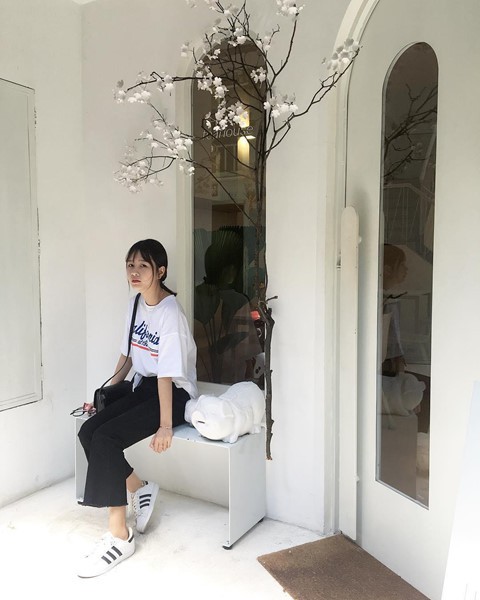 Kh&aacute;m ph&aacute; những qu&aacute;n c&agrave; ph&ecirc; nhiều c&acirc;y xanh ở trung t&acirc;m TP HCM - Ảnh 10.