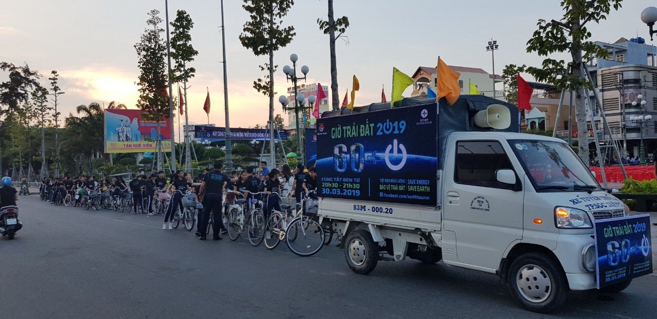 Giờ tr&aacute;i đất 2019: Nhiều th&ocirc;ng điệp về m&ocirc;i trường đ&atilde; được ph&aacute;t đi - Ảnh 4.