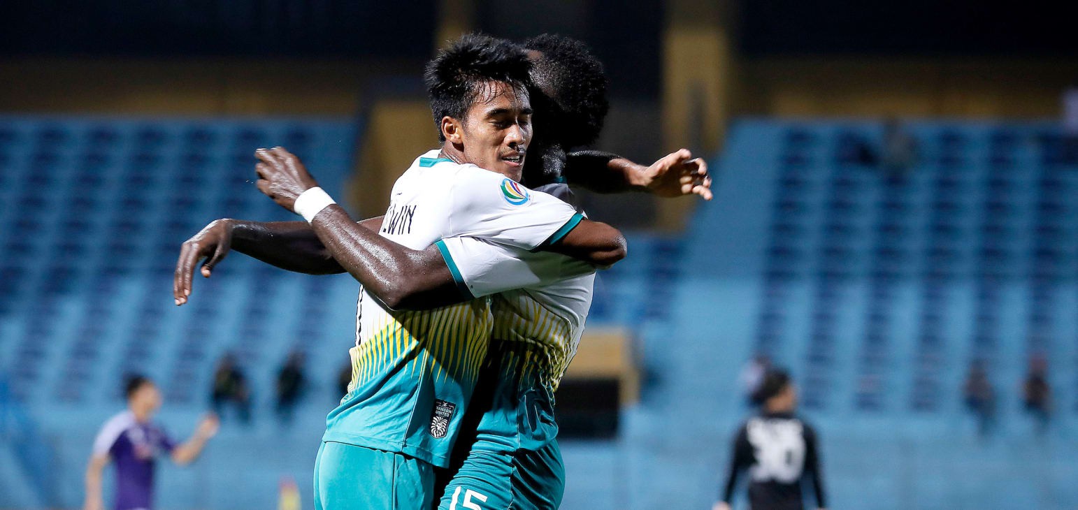 Vắng Quang Hải, Đ&igrave;nh Trọng, H&agrave; Nội FC thua sốc Yangon United - Ảnh 3.