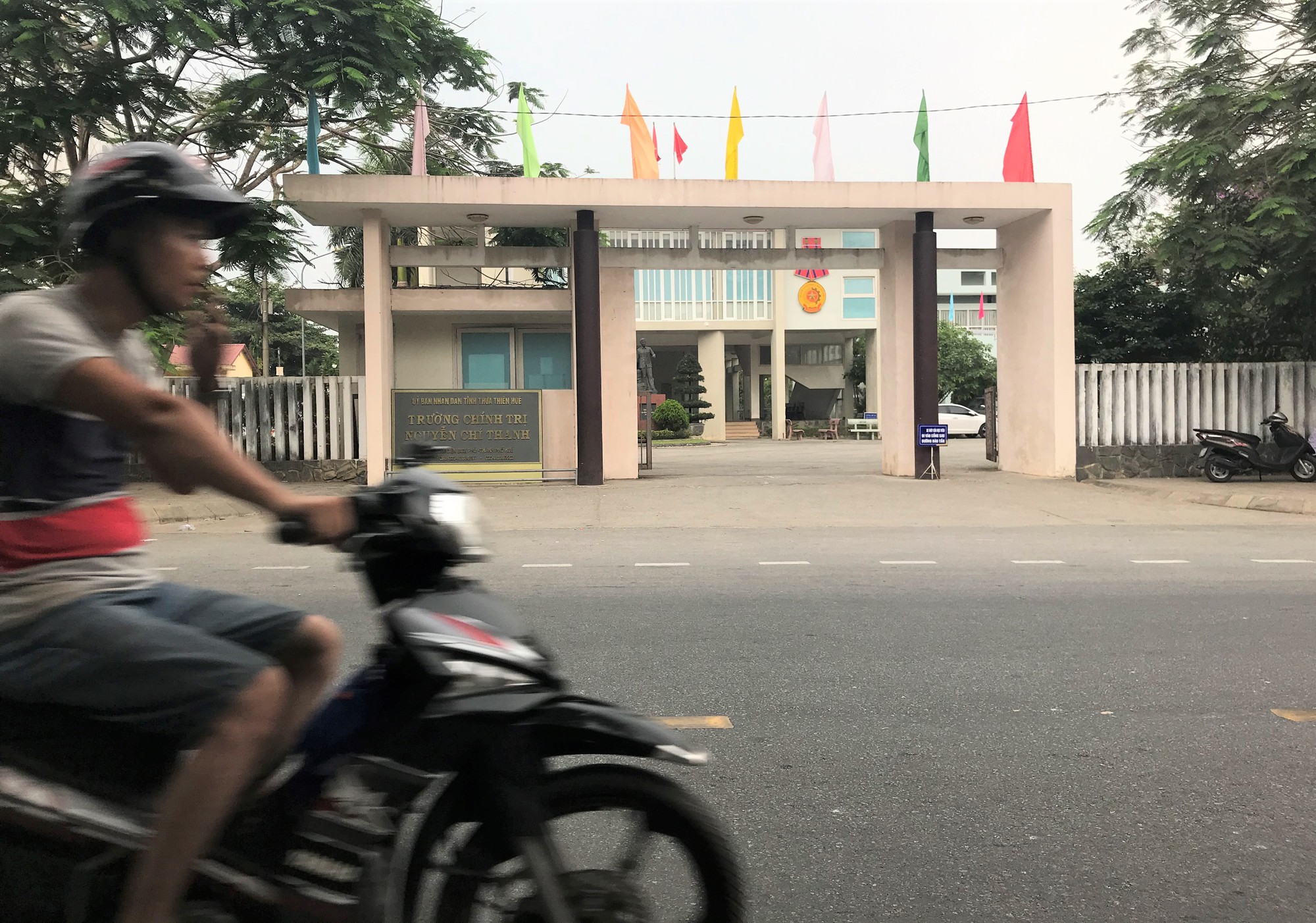Trường chính trị “khất” lần việc khắc phục sai phạm hàng trăm triệu đồng