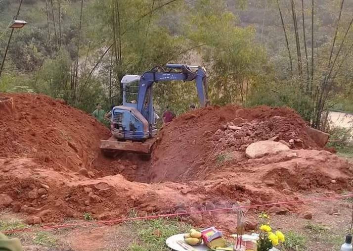 Người chồng khai gì về nguyên nhân sát hại vợ, quấn chăn phi tang xuống giếng?