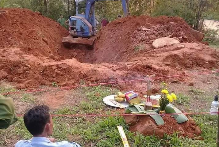 Phát hiện thi thể vợ dưới giếng sau khi chồng nói "vợ bỏ đi đâu không rõ"