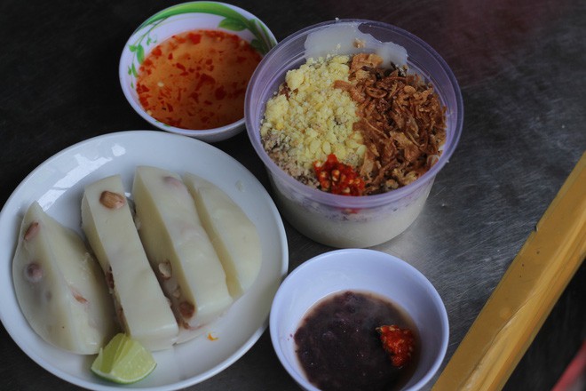 Nhớ bánh đúc đổ sàng của mẹ
