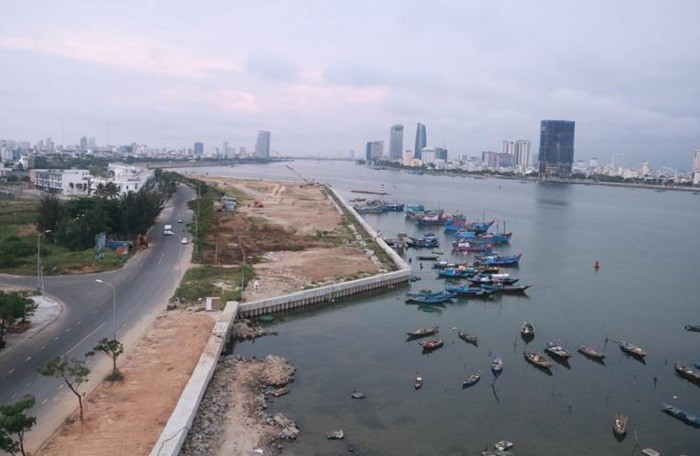 Lắng nghe dư luận
