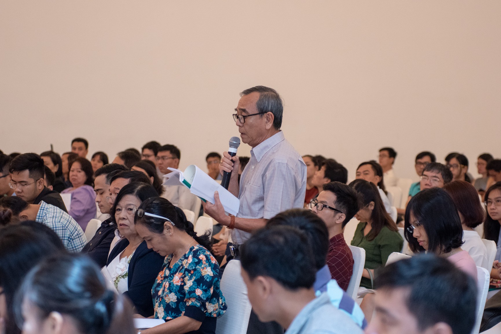Trang sức được m&ugrave;a, Việt Nam ti&ecirc;u thụ h&agrave;ng chục tấn v&agrave;ng mỗi năm - Ảnh 1.