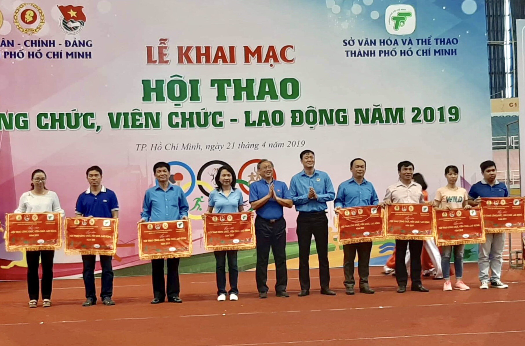 Rộn ràng khai mạc Tháng Công nhân lần thứ 11 - Ảnh 5.